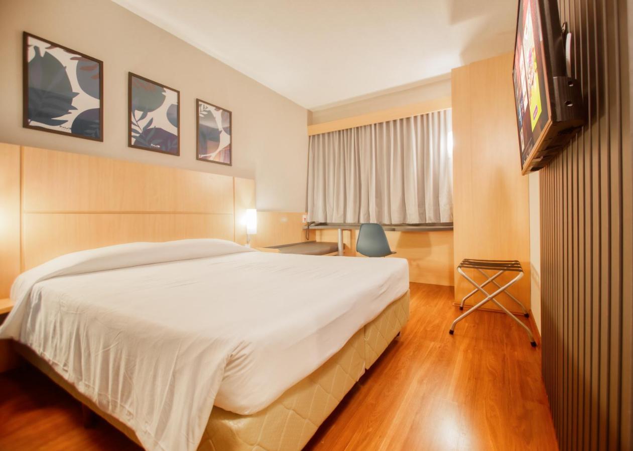 Hus Hotel
